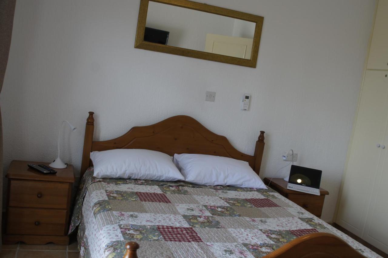 Family Paradise- Luxury Combined With Home Comfort Paphos Exterior foto